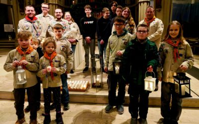 „Ein Funke Mut“ – Pfadfinder bringen Friedenslicht aus Bethlehem